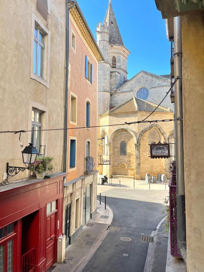 Art Apparts Coeur De Ville Beziers Luaran gambar