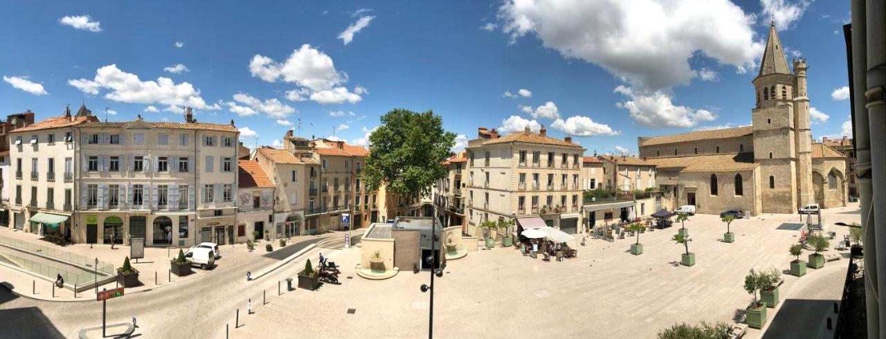 Art Apparts Coeur De Ville Beziers Luaran gambar