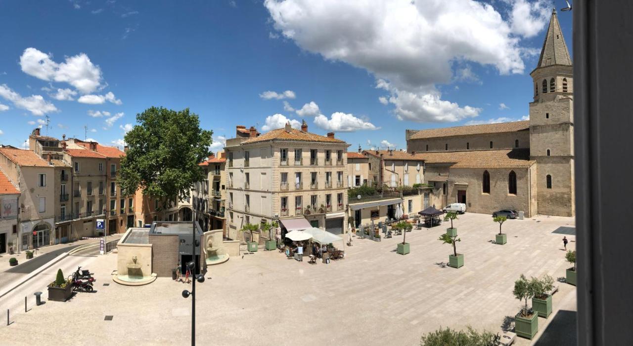 Art Apparts Coeur De Ville Beziers Luaran gambar