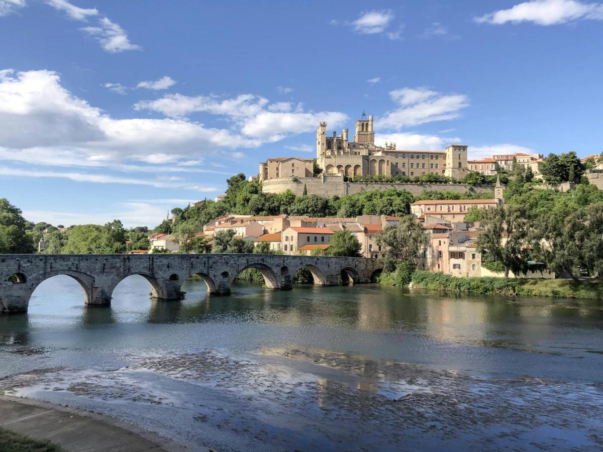 Art Apparts Coeur De Ville Beziers Luaran gambar