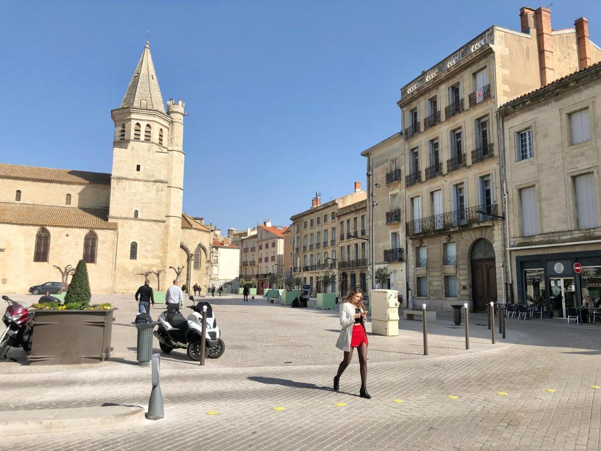 Art Apparts Coeur De Ville Beziers Luaran gambar