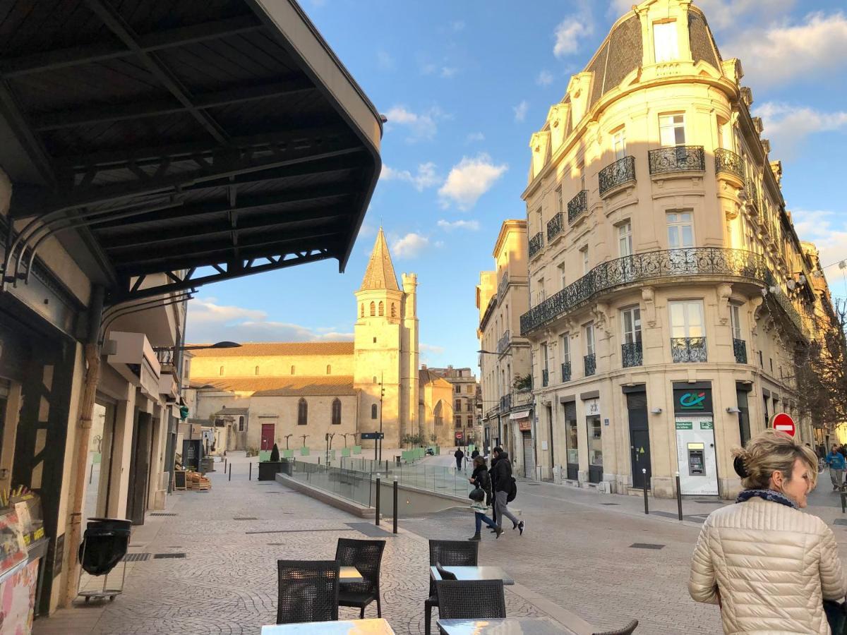 Art Apparts Coeur De Ville Beziers Luaran gambar