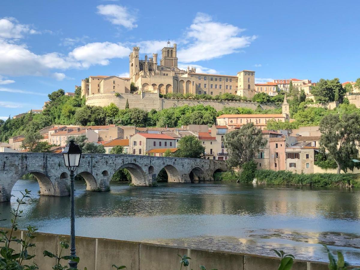 Art Apparts Coeur De Ville Beziers Luaran gambar